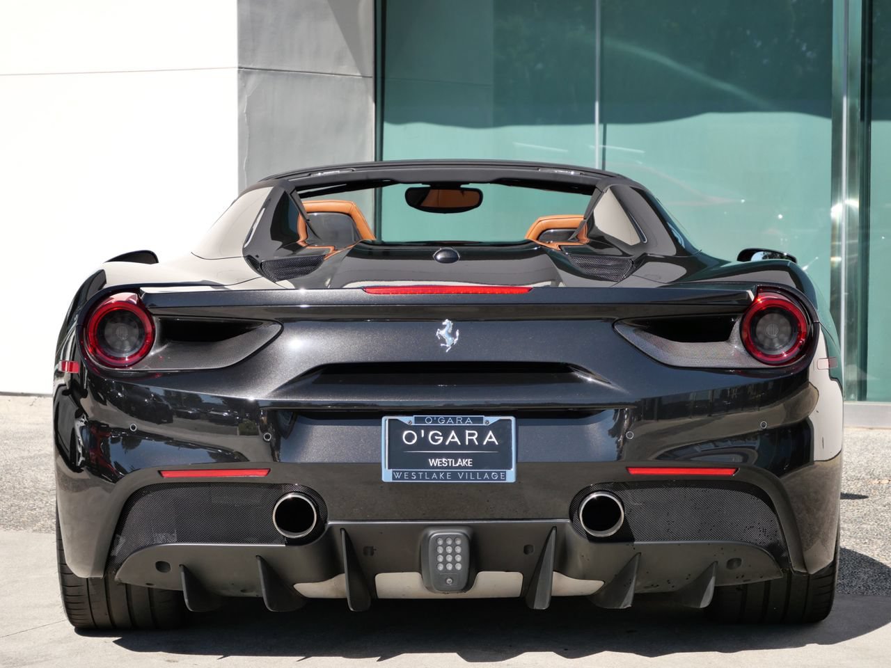 Used 2018 Ferrari 488 Spider RWD image 10