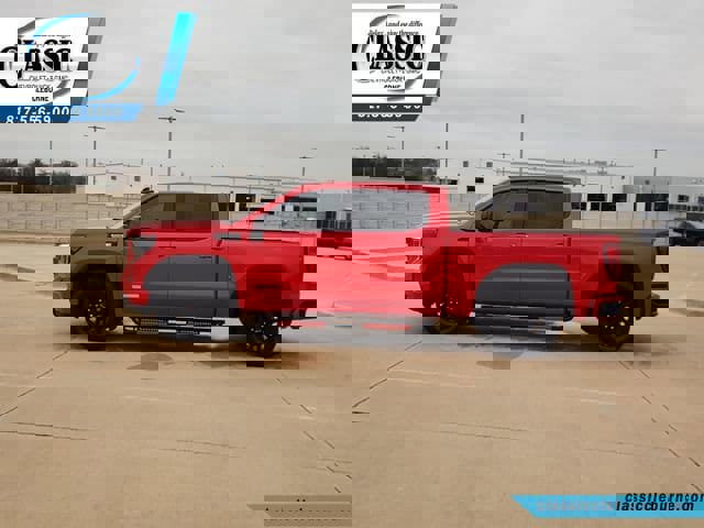 Used 2025 GMC Sierra 1500 Elevation w/ Preferred Package image 11