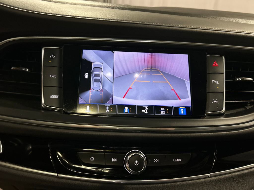 Used 2024 Buick Enclave Avenir w/ Avenir Technology Package image 18