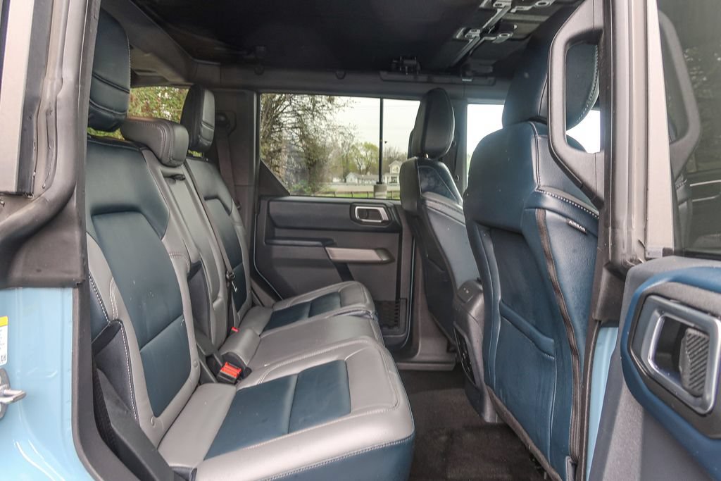Used 2023 Ford Bronco Outer Banks AWD/4WD image 13