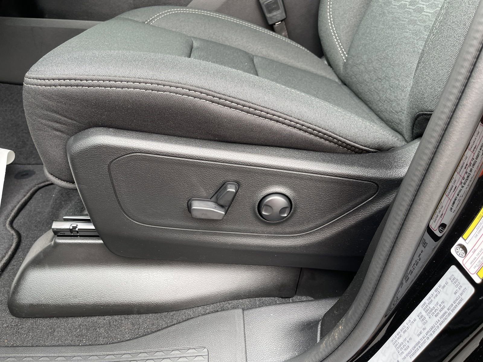 New 2025 RAM 1500 Big Horn image 12