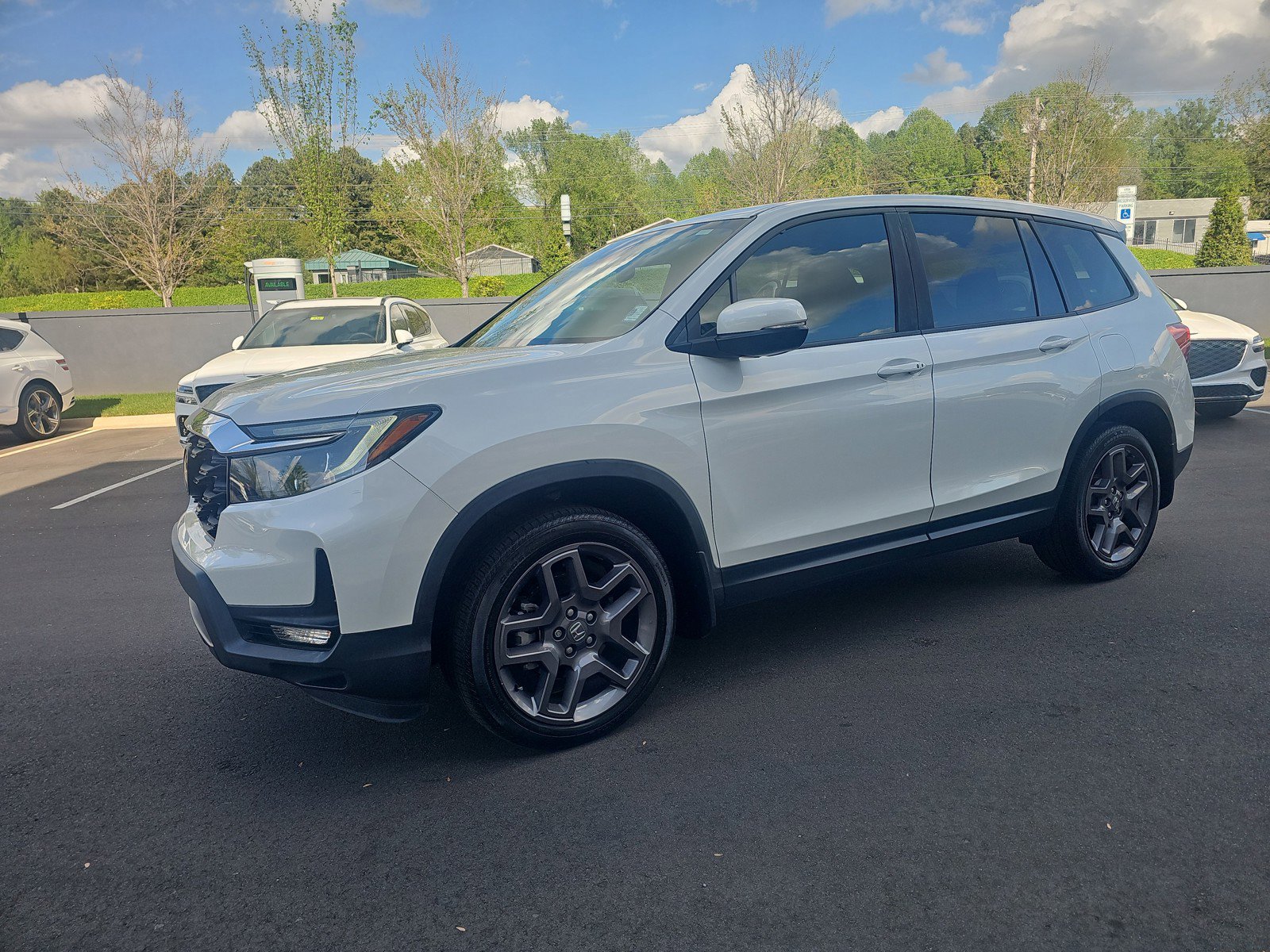 Used 2022 Honda Passport EX-L image 1