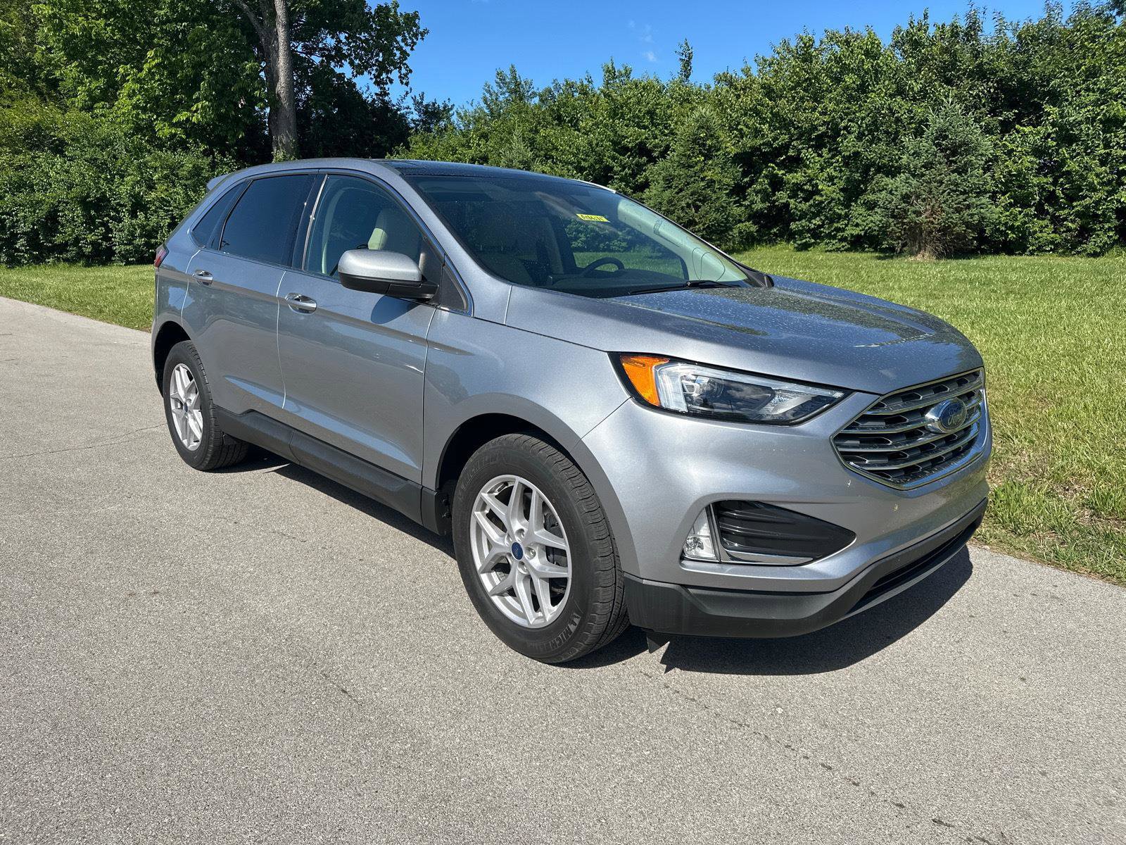 Used 2022 Ford Edge SEL w/ Convenience Package