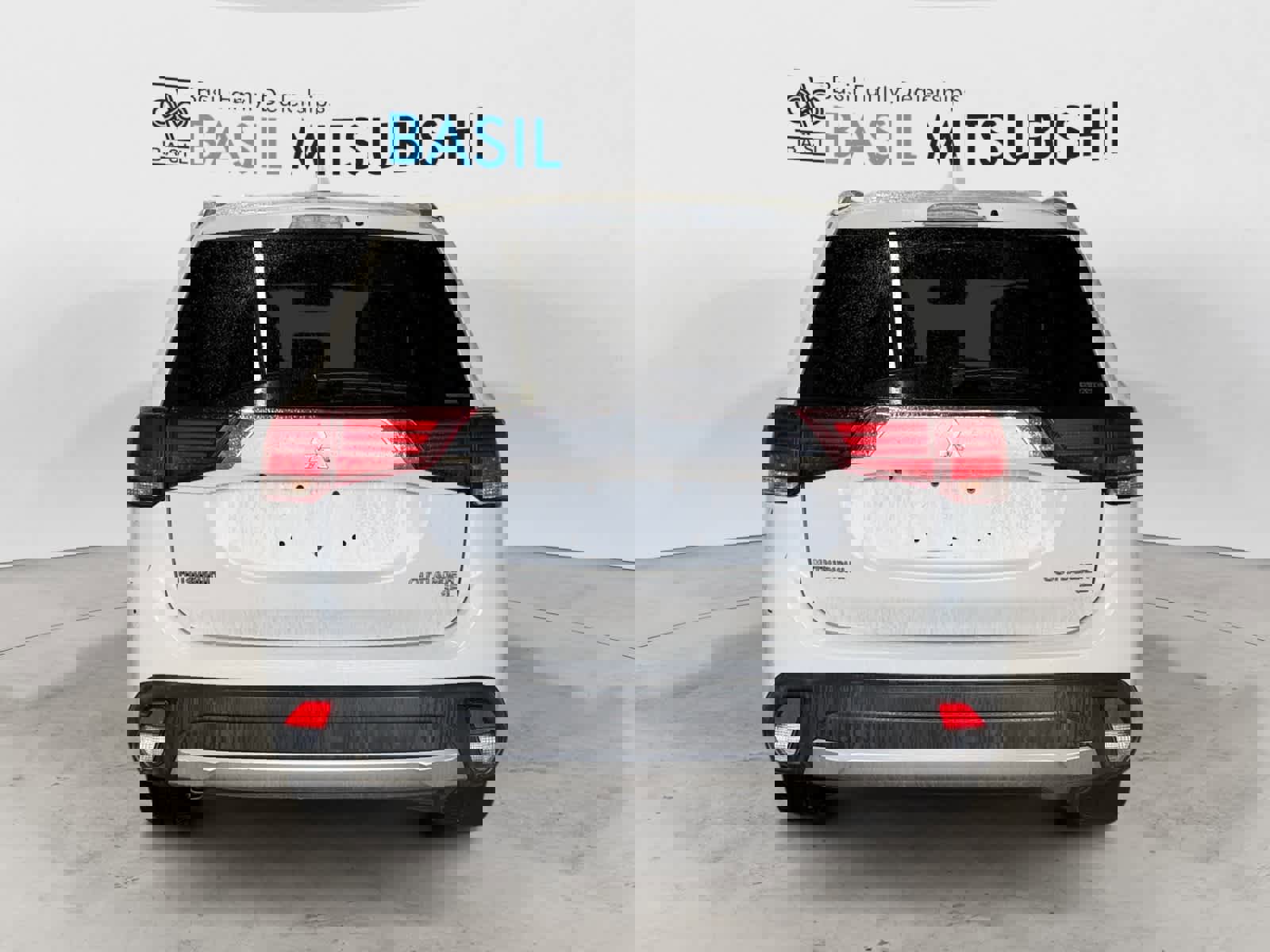 Used 2018 Mitsubishi Outlander SEL image 5