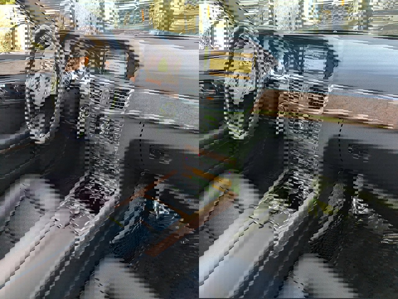 Used 2011 Mercedes-Benz E 350 Sedan image 13