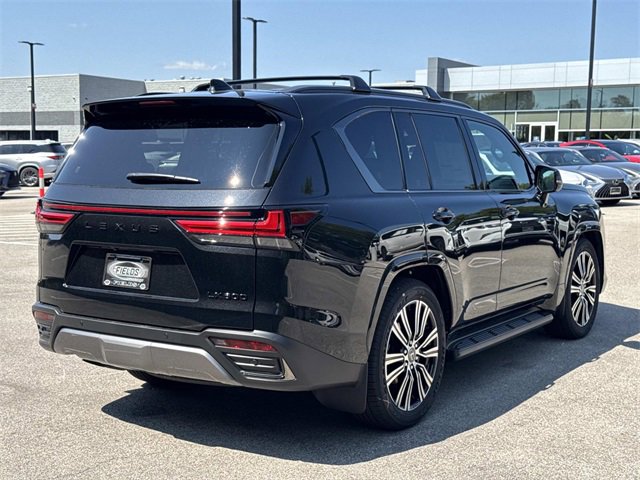 New 2025 Lexus LX 600 4WD w/ Luxury Package image 5