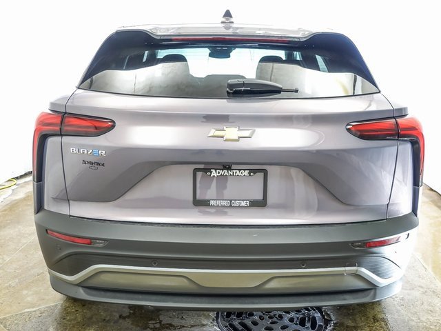 New 2025 Chevrolet Blazer EV LT image 6