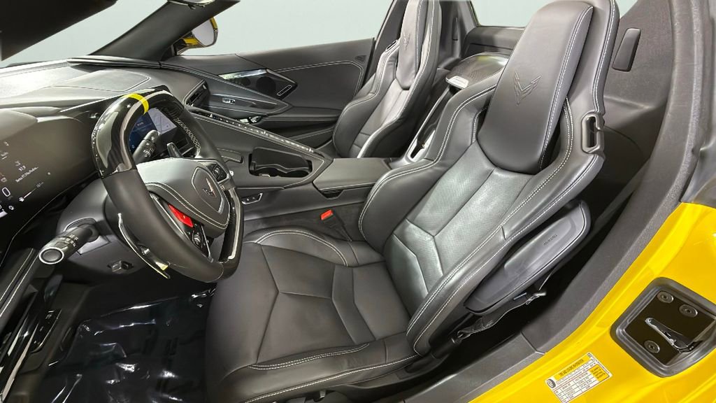 Used 2025 Chevrolet Corvette E-Ray w/ Stealth Interior Trim Package AWD/4WD image 32