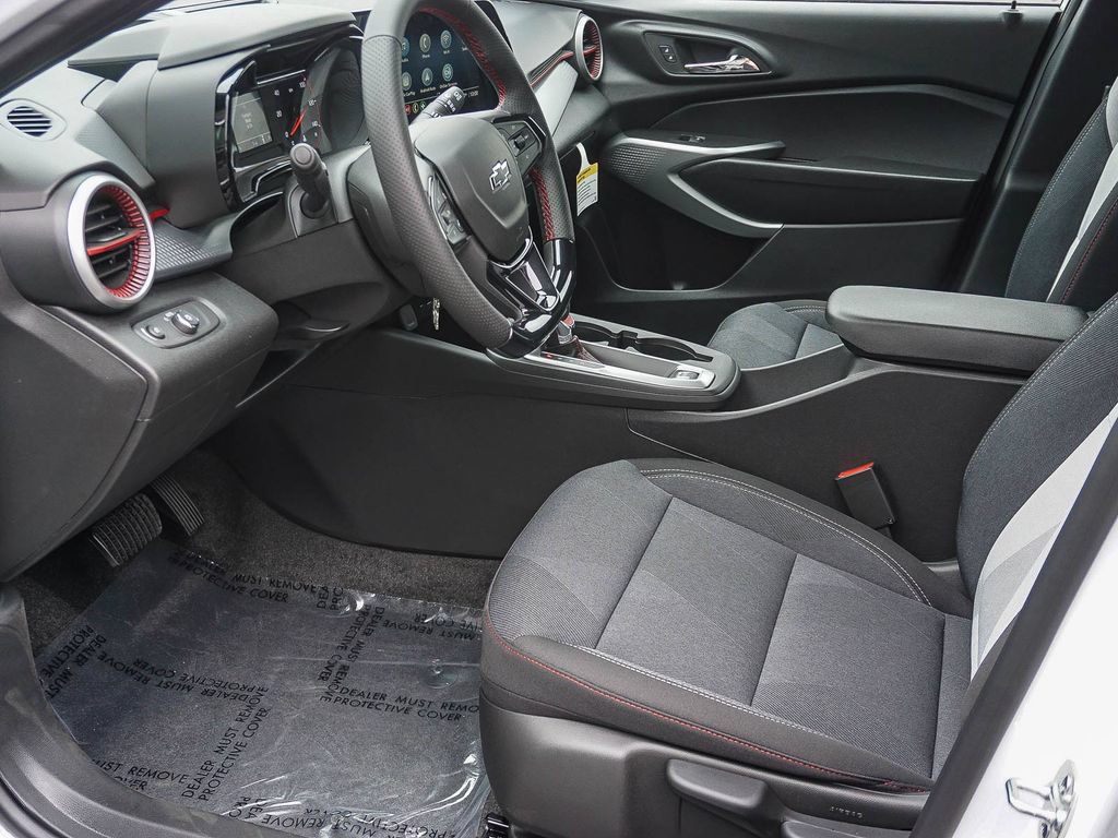 New 2026 Chevrolet Trax RS w/ Driver Confidence Package FWD image 17