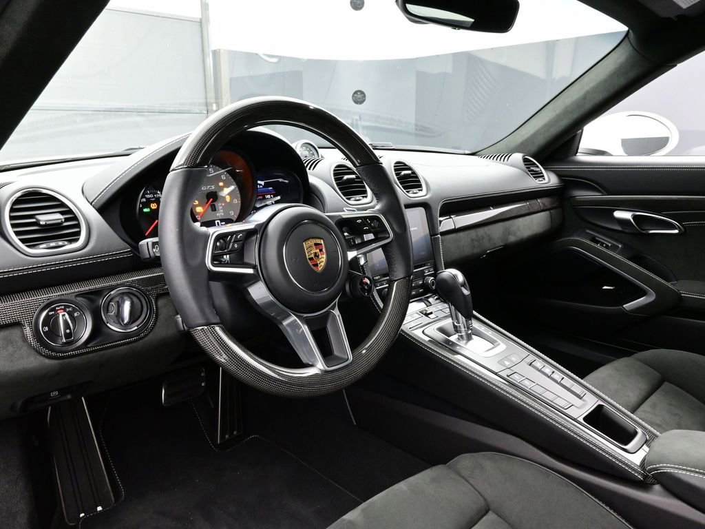 Certified 2024 Porsche 718 Cayman GTS RWD image 4
