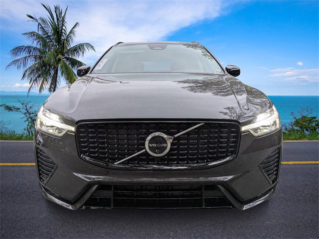 New 2025 Volvo XC60 B5 Plus w/ Climate Package image 8