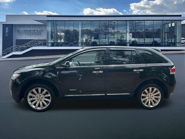 Used 2013 Lincoln MKX FWD image 4