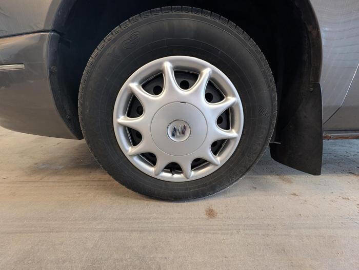 Used 2003 Buick Century Custom FWD image 11
