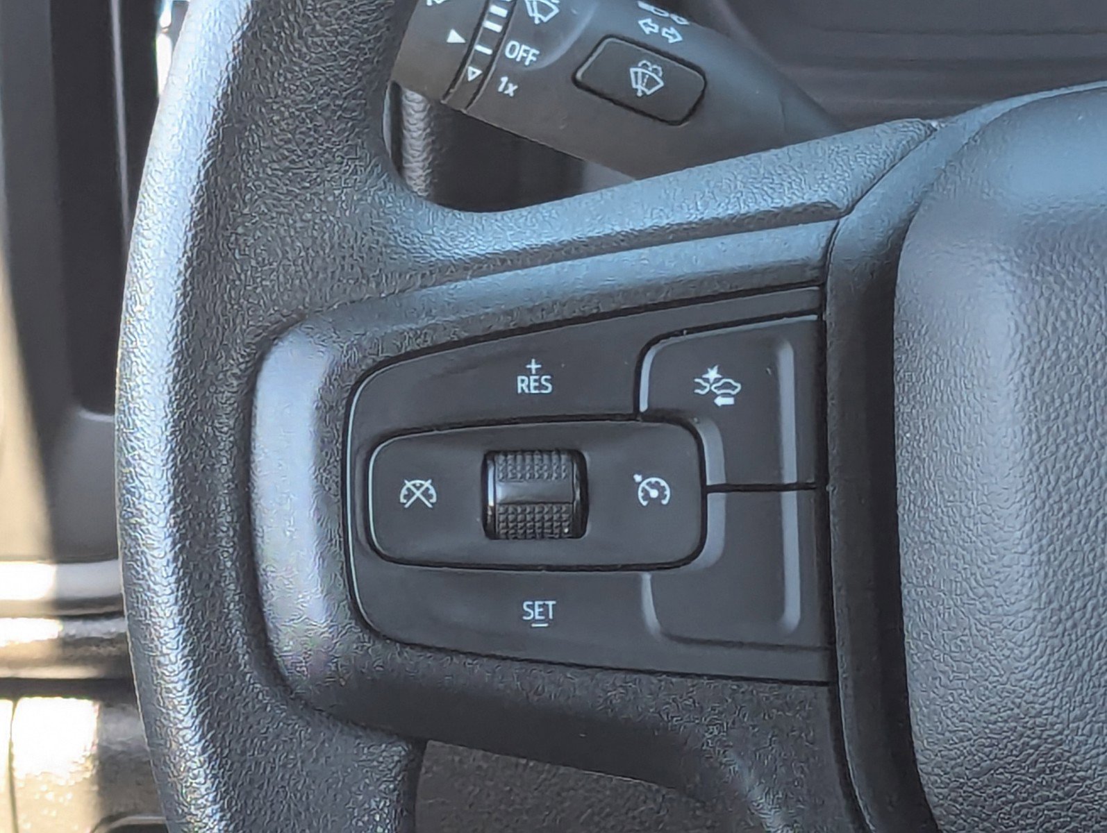 Certified 2024 Chevrolet Silverado 1500 Custom image 21