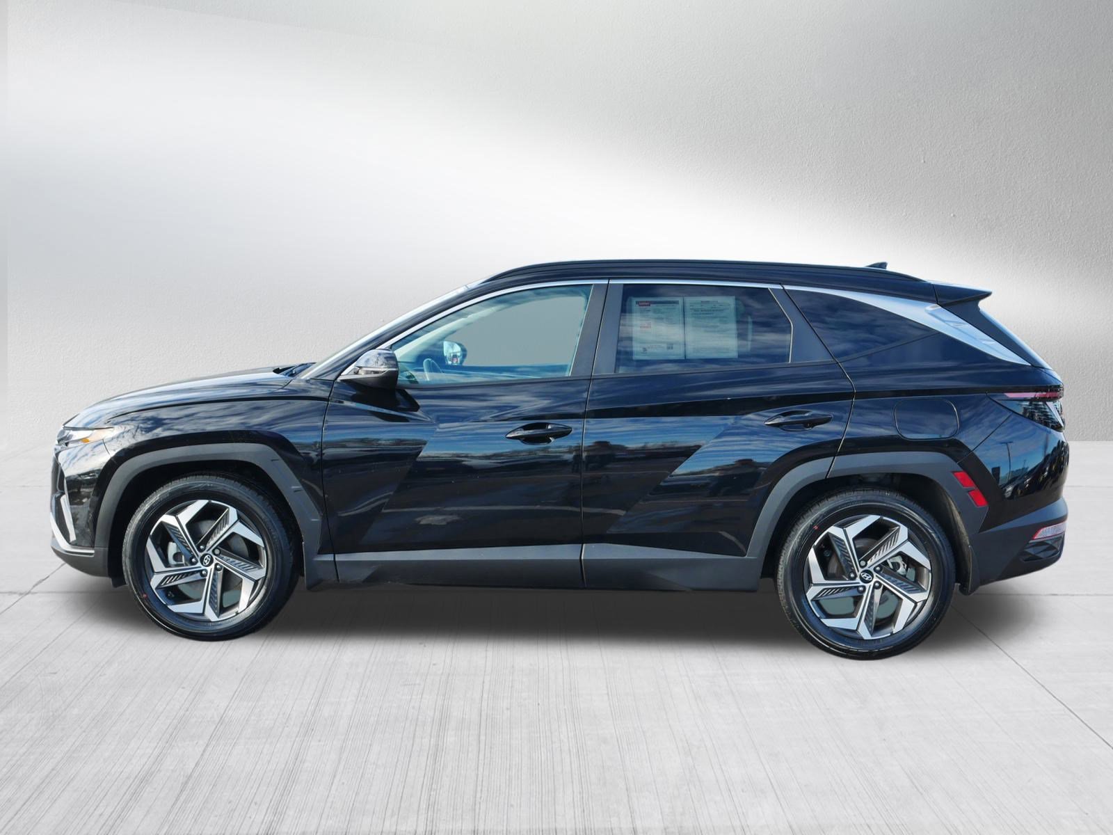 Used 2023 Hyundai Tucson SEL w/ Convenience Package image 4