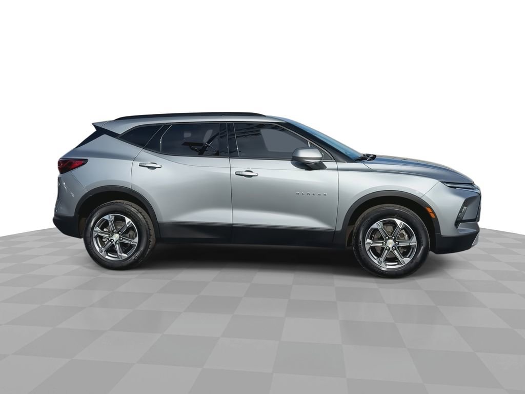 Used 2024 Chevrolet Blazer LT w/ Convenience Package image 10