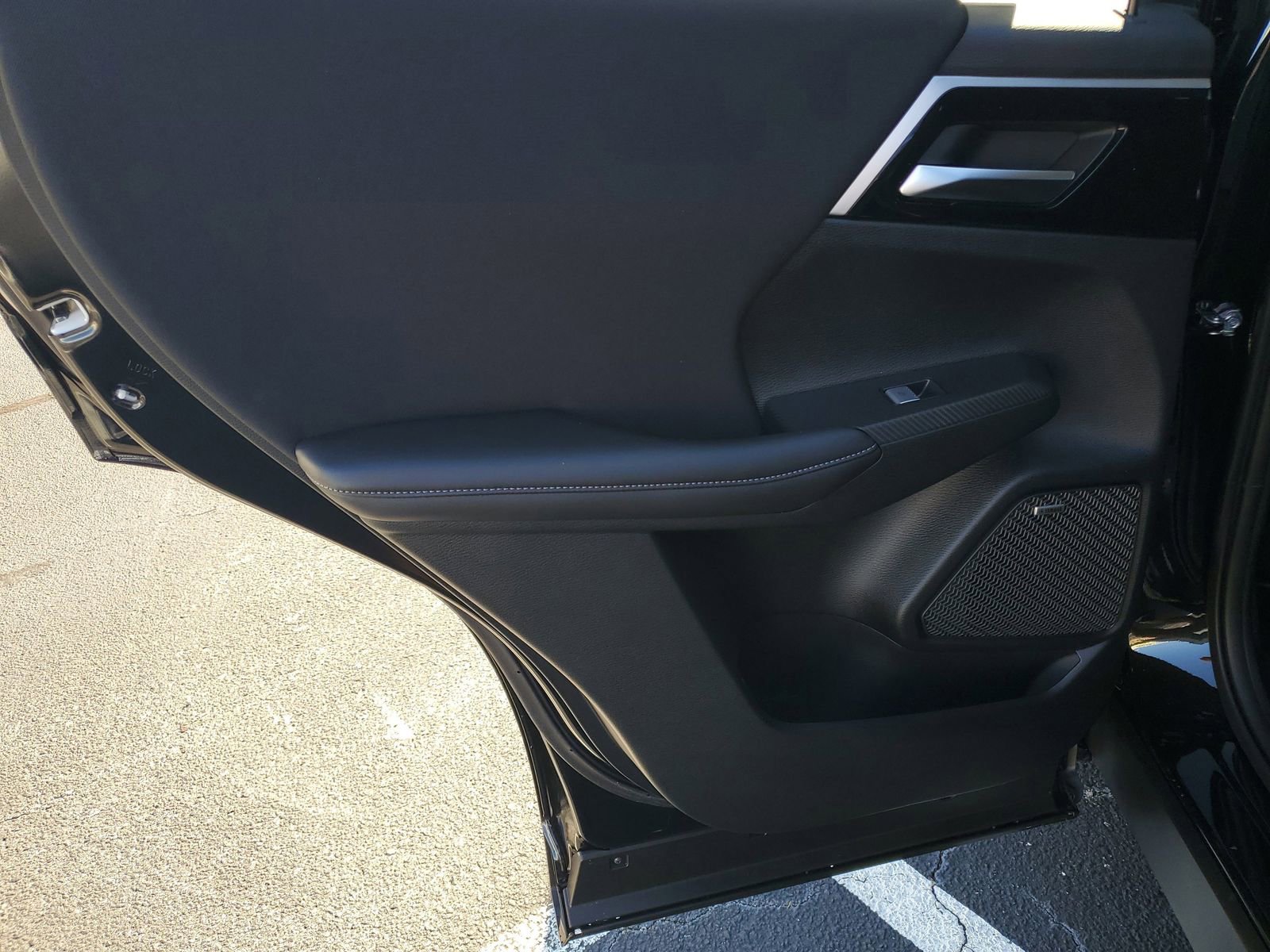 New 2026 Mitsubishi Outlander ES image 22