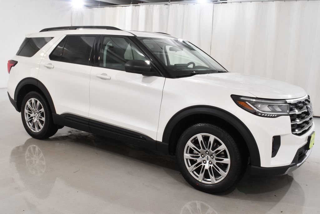 New 2026 Ford Explorer Active w/ Active Comfort Package AWD/4WD image 5