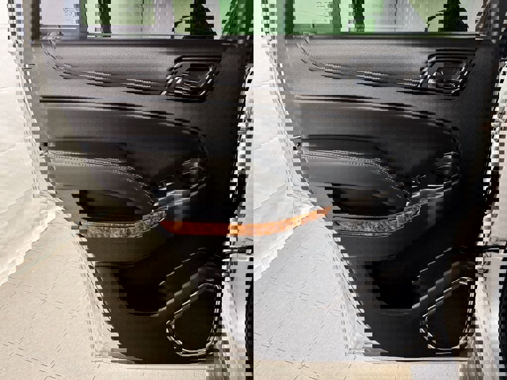 Used 2015 Chevrolet Tahoe LTZ w/ Max Trailering Package image 15