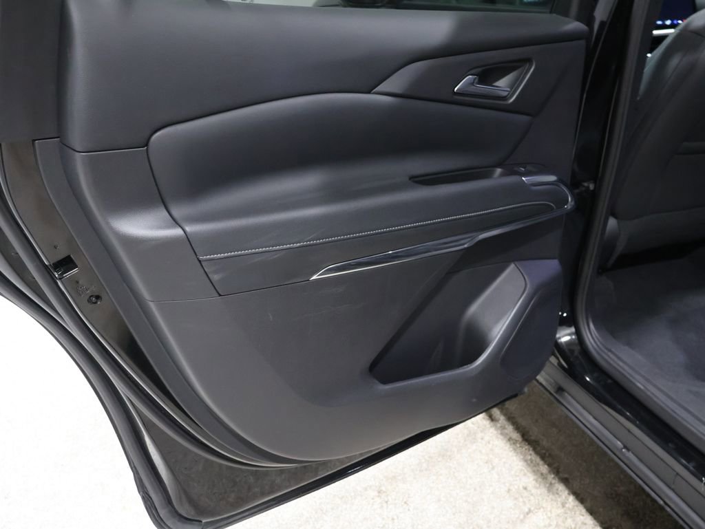 Used 2024 Chevrolet Traverse LT image 19