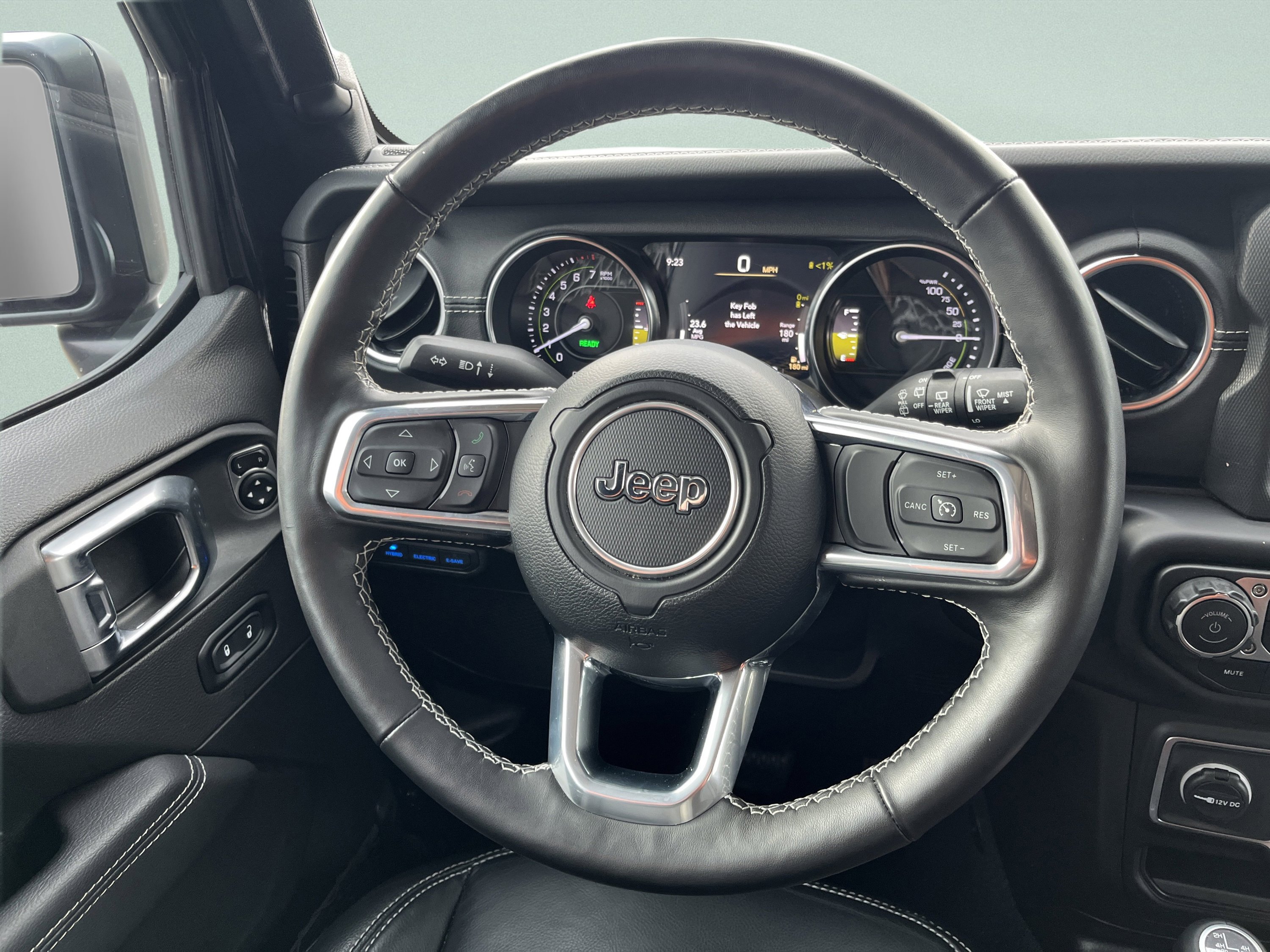 Used 2023 Jeep Wrangler Sahara w/ Cold Weather Group image 28