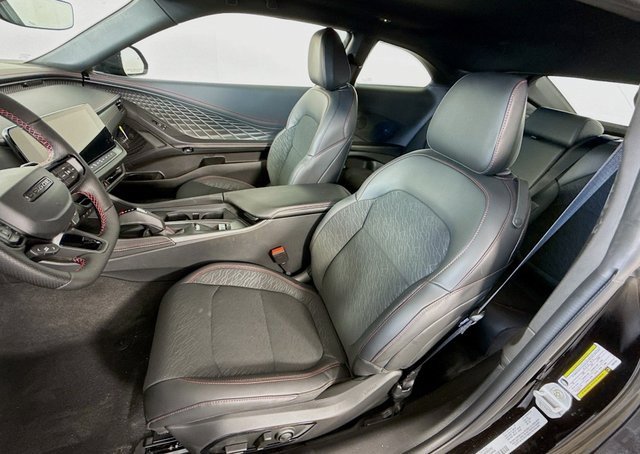 Used 2025 Dodge Charger R/T w/ Quick Order Package 25M R/T image 5