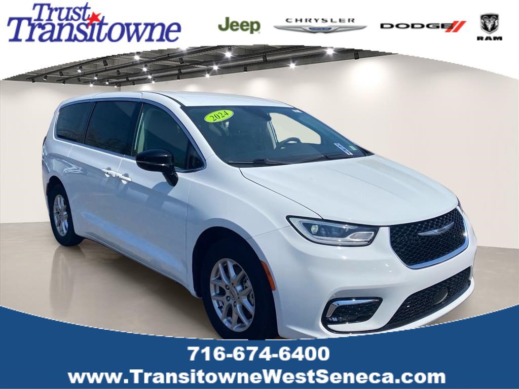Used 2024 Chrysler Pacifica Touring-L FWD video 1