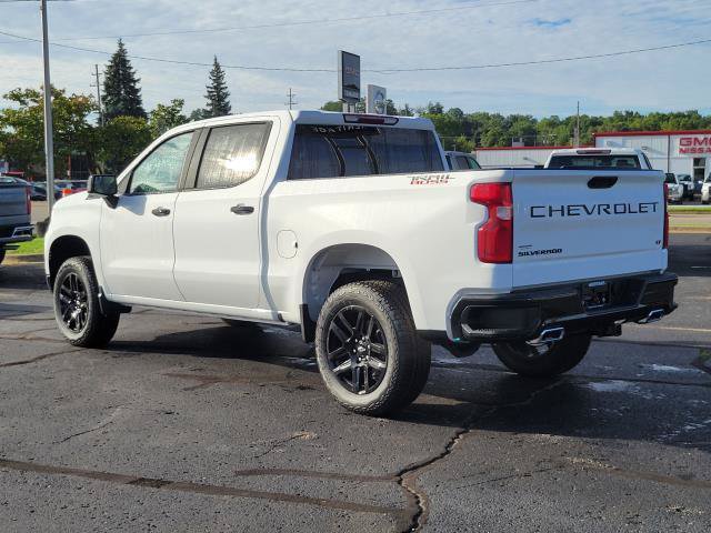 New 2026 Chevrolet Silverado 1500 LT Trail Boss w/ LPO, Dark Essentials Package AWD/4WD image 3