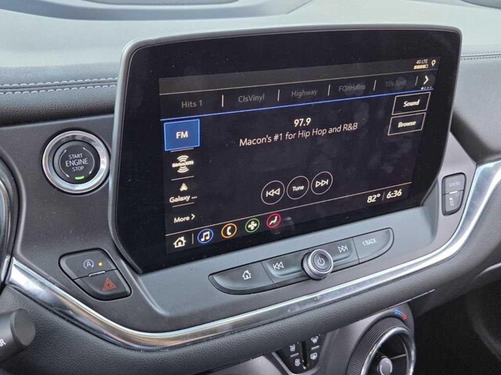 Used 2026 Chevrolet Blazer LT FWD image 18