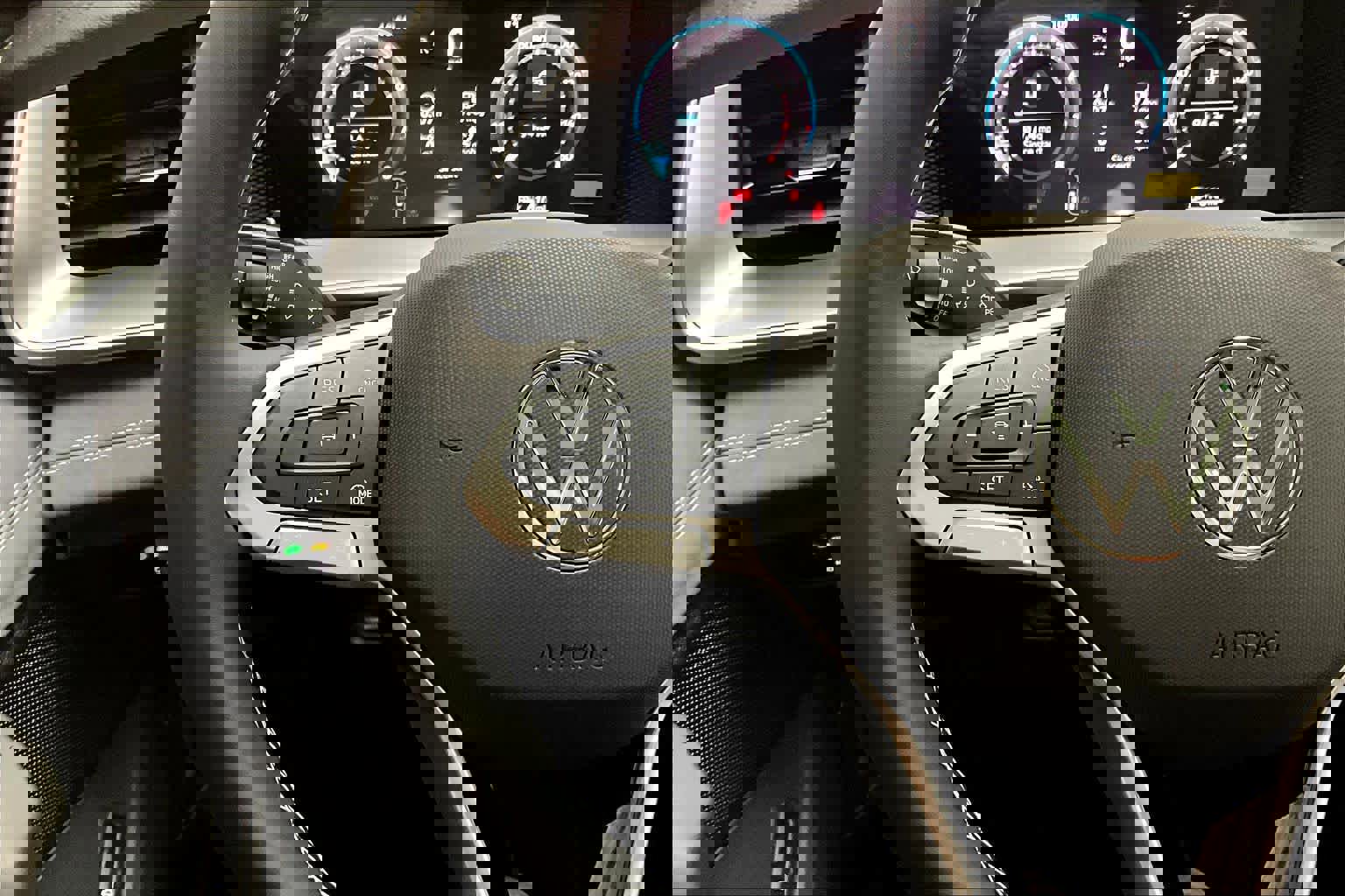 New 2026 Volkswagen Tiguan SE image 17