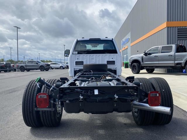 New 2025 Ford F600 2WD Regular Cab Super Duty w/ XL Chrome Package image 2