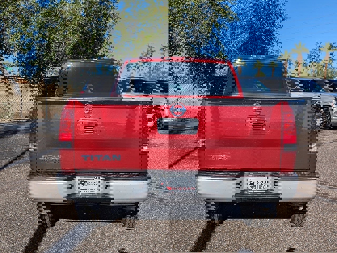 Used 2015 Nissan Titan S image 5