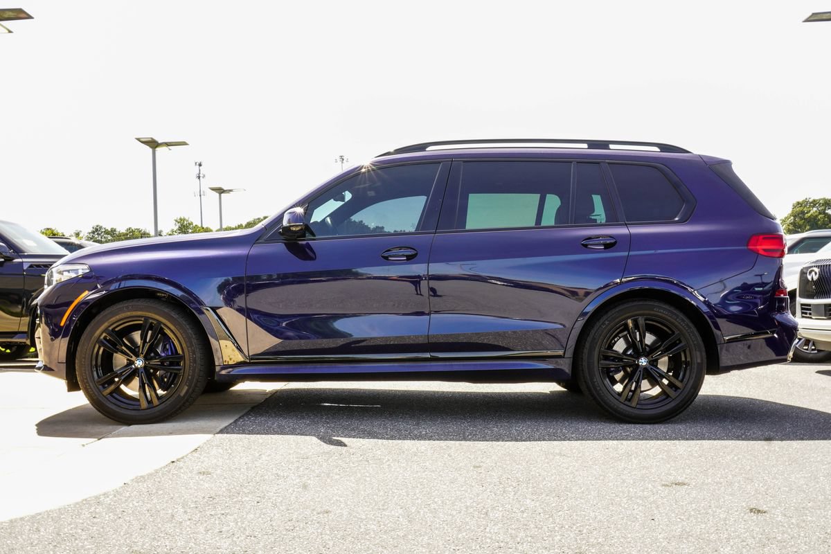 Used 2020 BMW X7 xDrive40i w/ M Sport Package AWD/4WD image 9