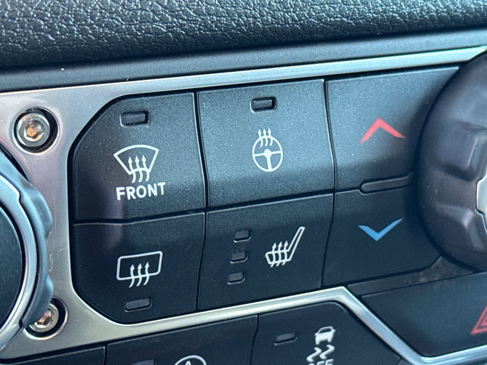 New 2025 Jeep Wrangler Sport S image 24