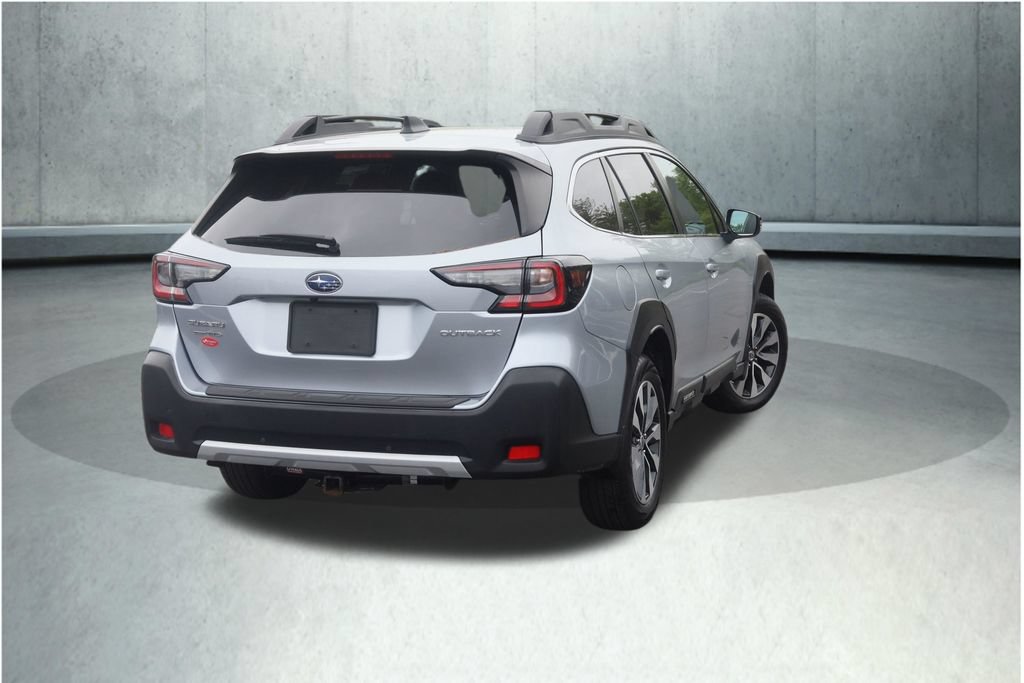 Used 2023 Subaru Outback Limited AWD/4WD image 12
