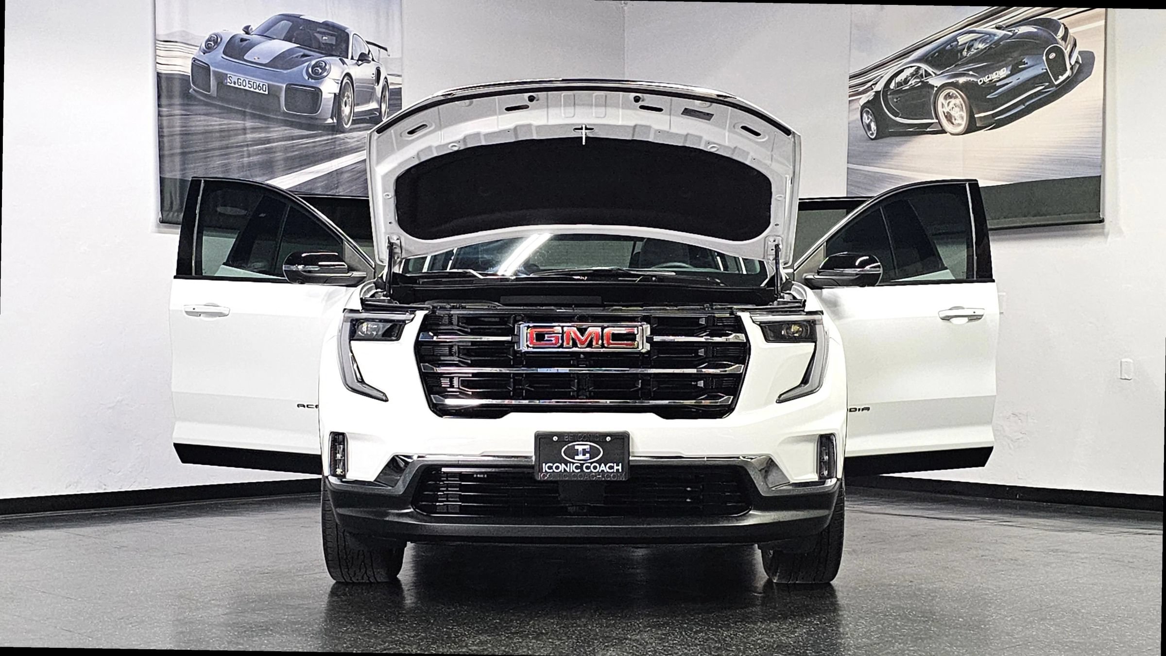 Used 2024 GMC Acadia Elevation FWD image 10
