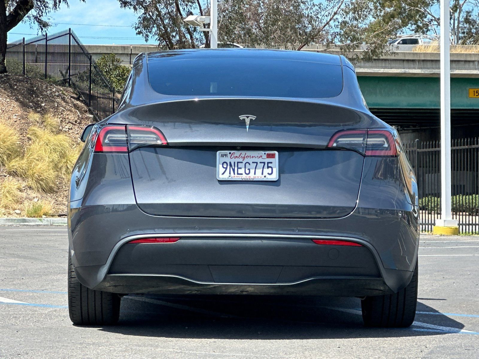 Used 2021 Tesla Model Y 2WD image 4