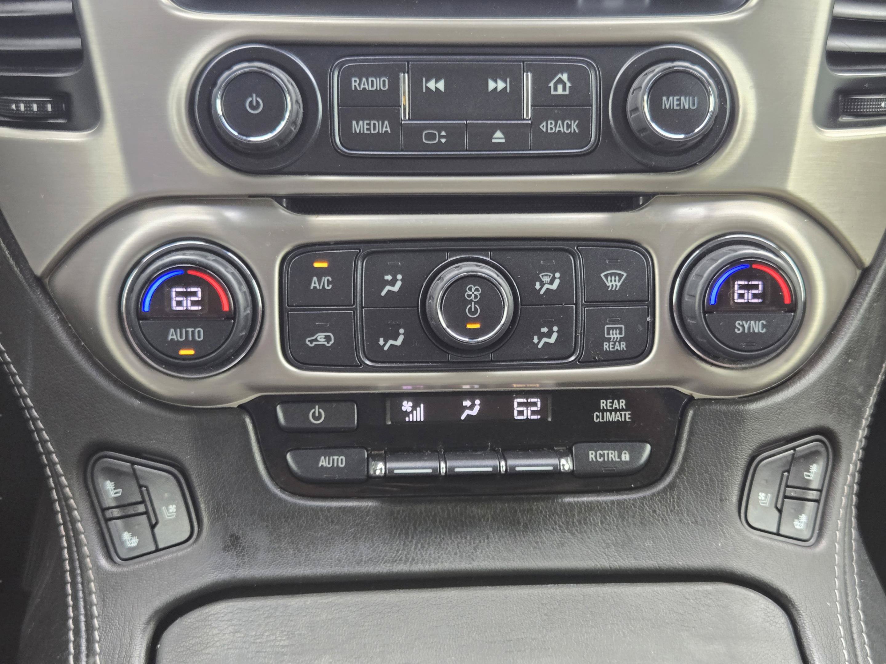 Used 2019 GMC Yukon Denali w/ Denali Ultimate Package AWD/4WD image 15