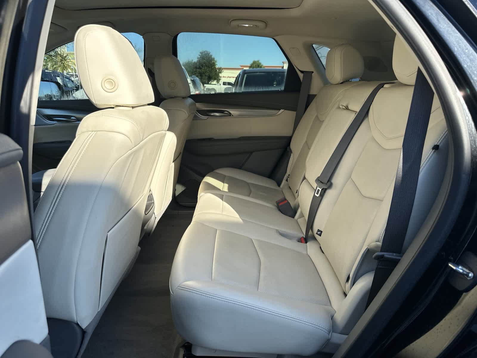 Used 2023 Cadillac XT5 Premium Luxury FWD image 15