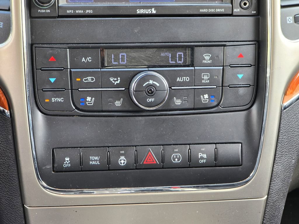 Used 2013 Jeep Grand Cherokee Overland w/ Advance Technology Group image 21