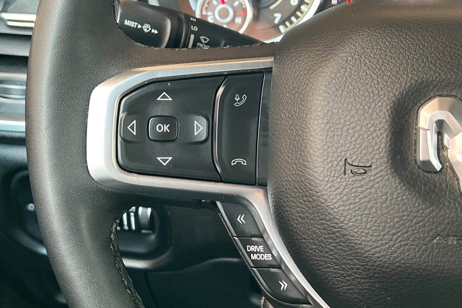 Used 2025 RAM 1500 Big Horn image 31