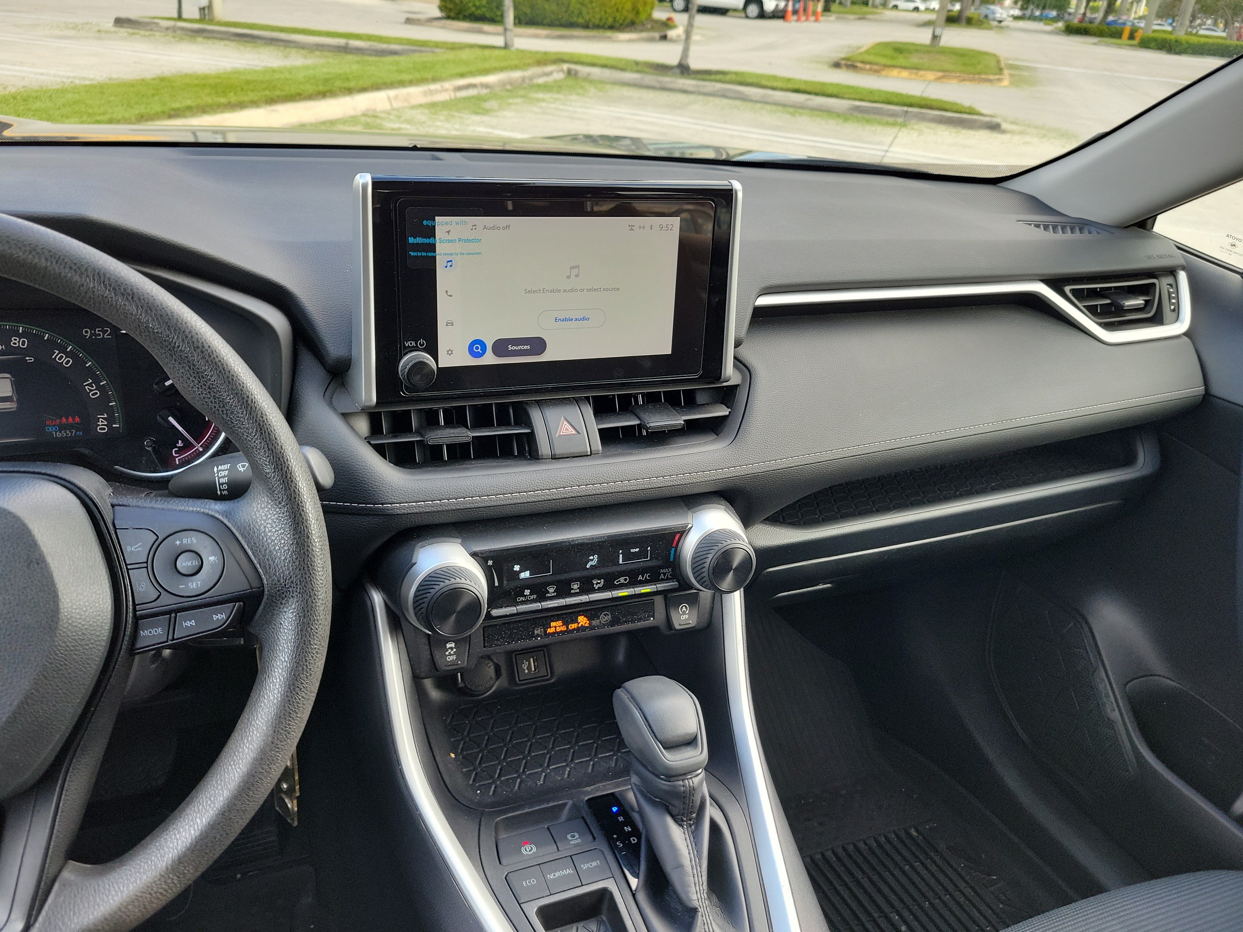 Certified 2025 Toyota RAV4 LE FWD image 18