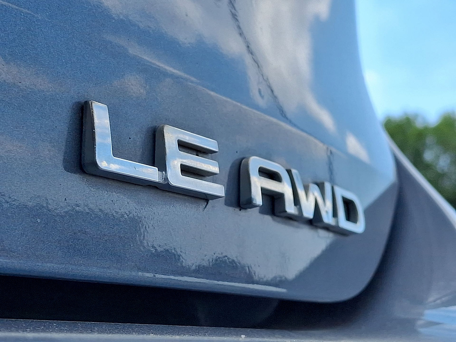 Used 2021 Toyota Highlander LE AWD/4WD image 23