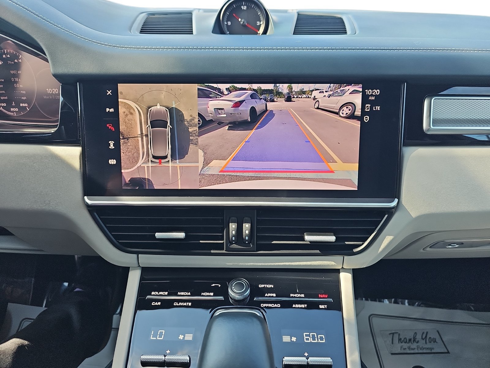 Used 2023 Porsche Cayenne S Platinum AWD/4WD image 23
