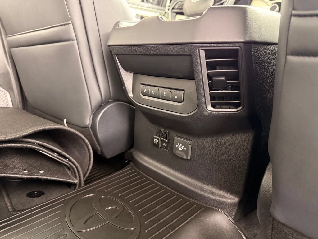 Certified 2025 Toyota Tundra Capstone AWD/4WD image 23