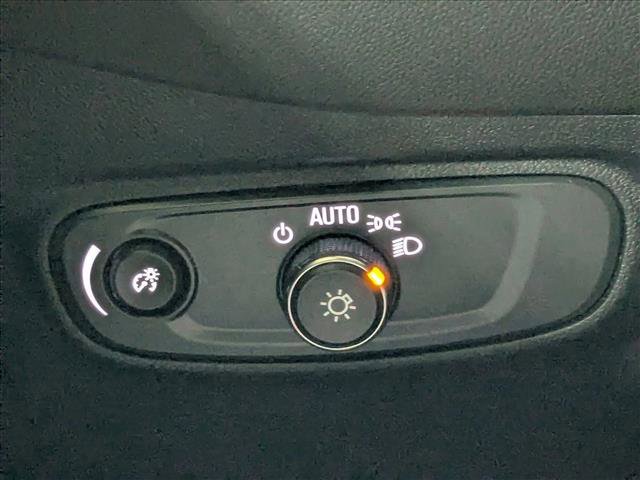 Used 2024 Chevrolet Equinox RS FWD image 15