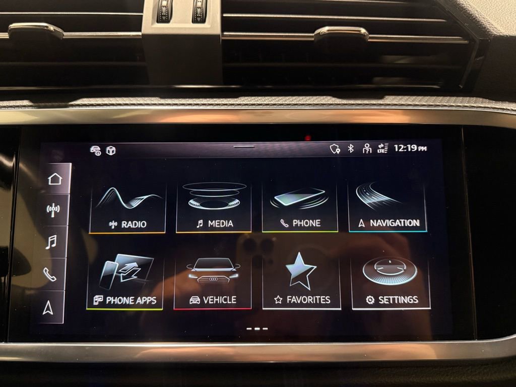 Used 2024 Audi Q3 2.0T Premium Plus image 22