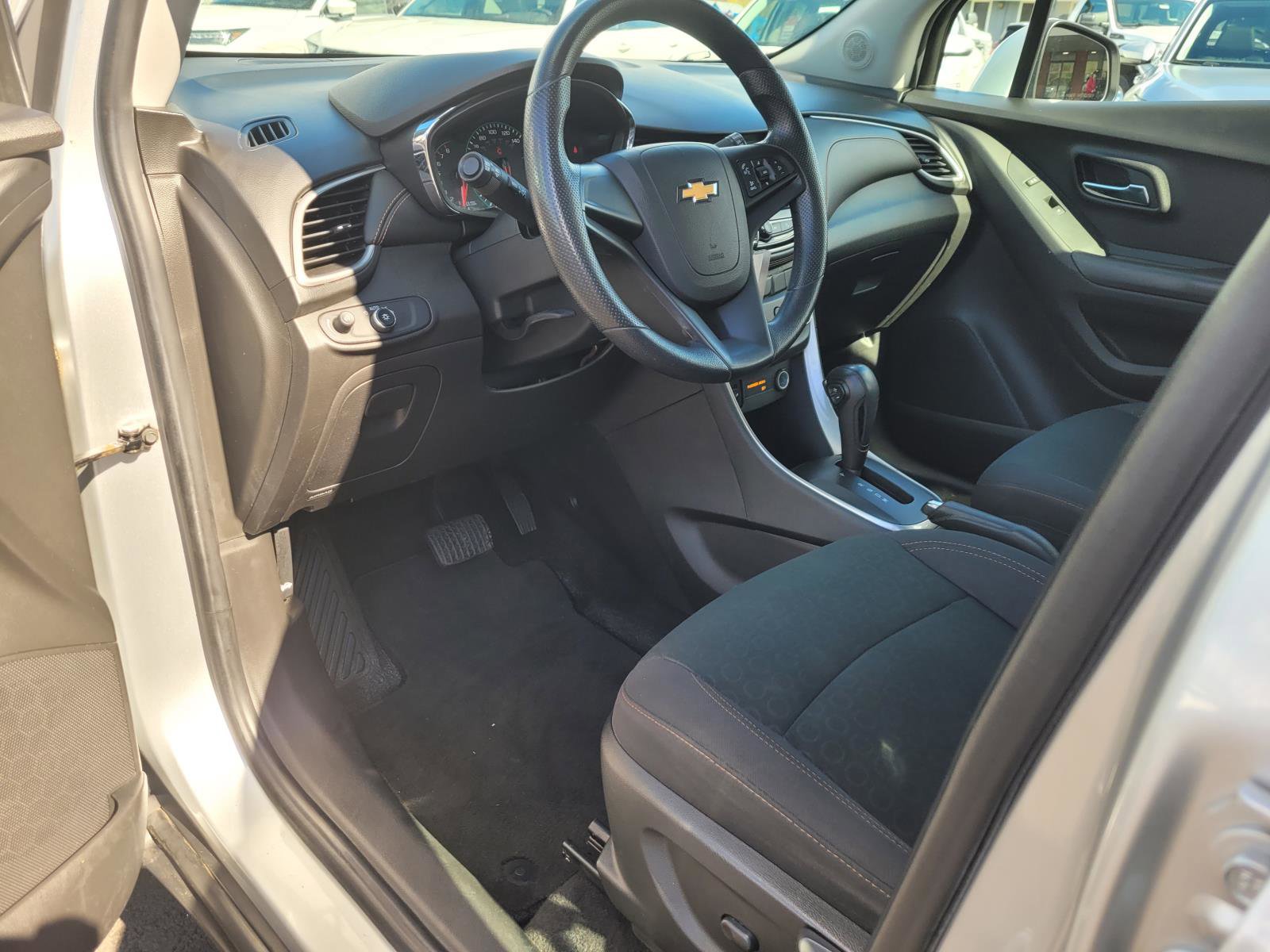 Used 2017 Chevrolet Trax LS image 11