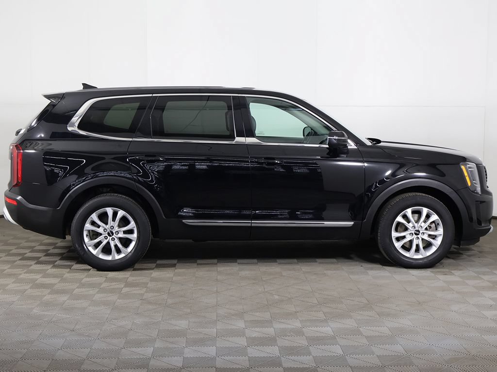 Used 2022 Kia Telluride LX FWD image 18