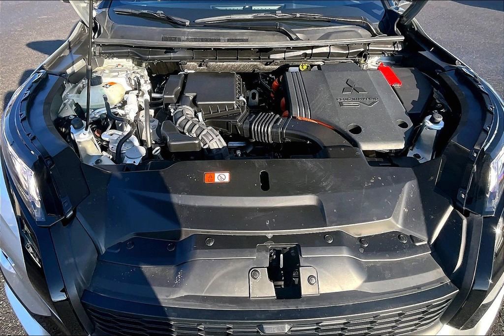 Used 2025 Mitsubishi Outlander SEL Black Edition image 10